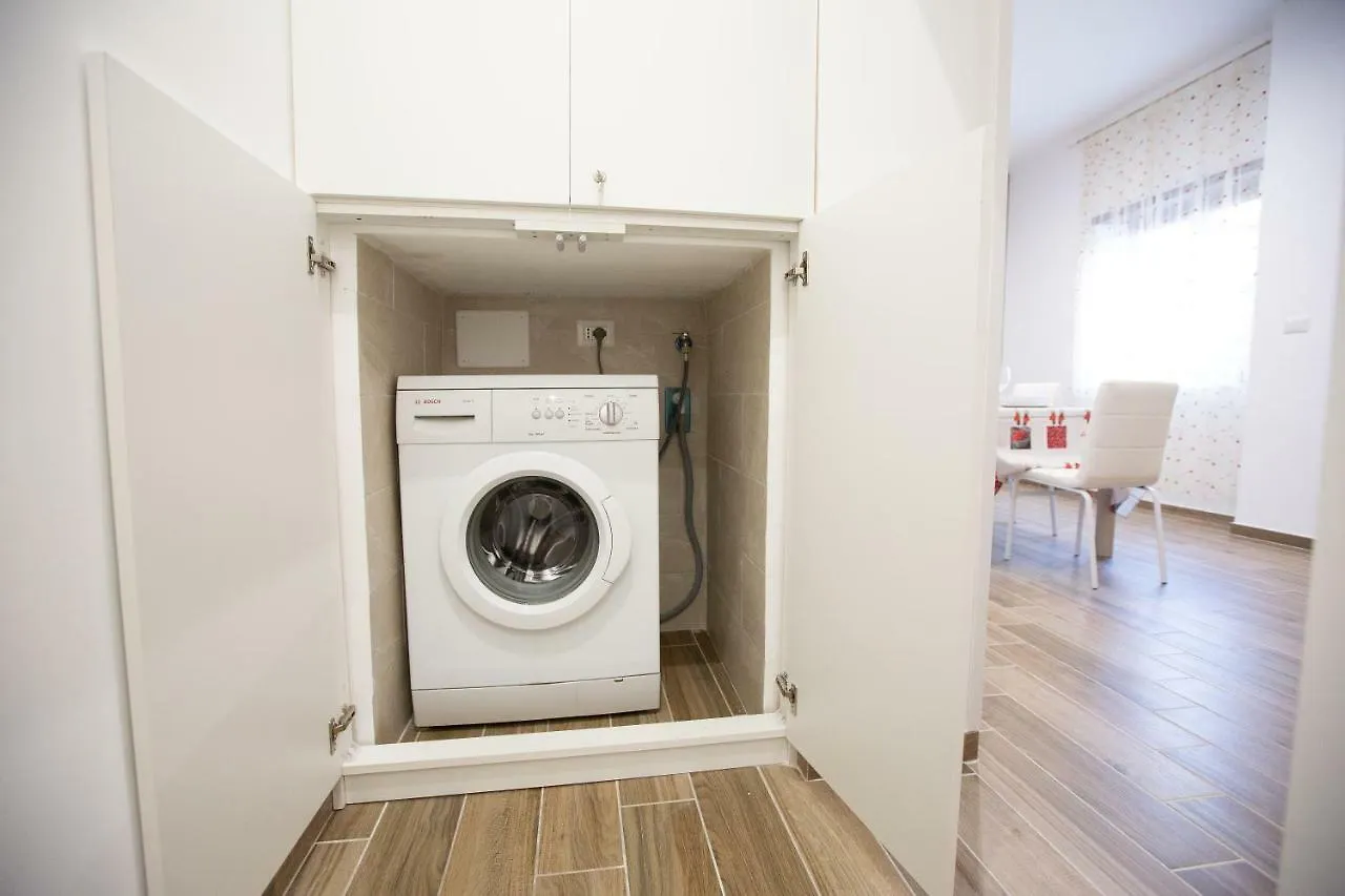 Appartamento Marta House Napoli 0*,